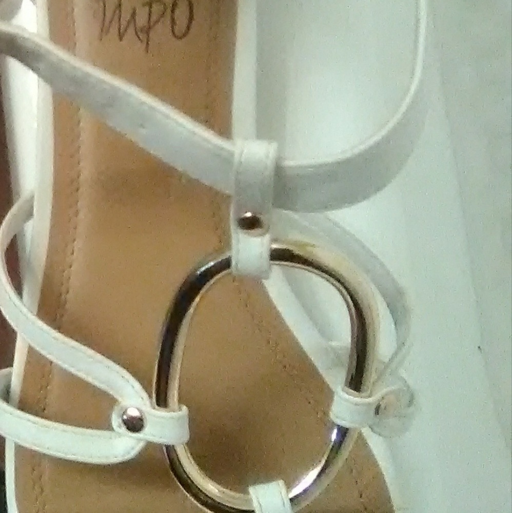 Strappy Ladies sandles